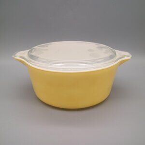 Vintage Pyrex Large Yellow Round 2 1/2 Qt Casserole Dish #475 & Lid